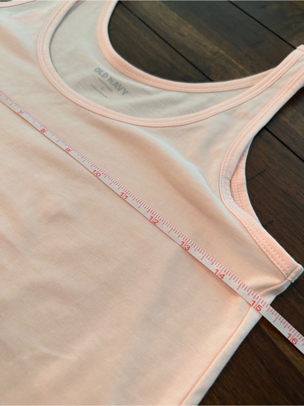 Old Navy Scoop Neck Tank Size Small- BNWOT - Picture 3 of 6